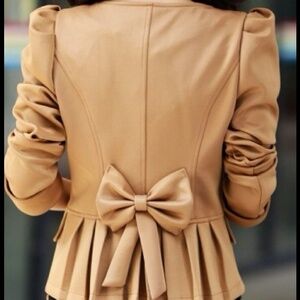 Skinny Back Bow Tie Long Sleeves Light Tan Blazer